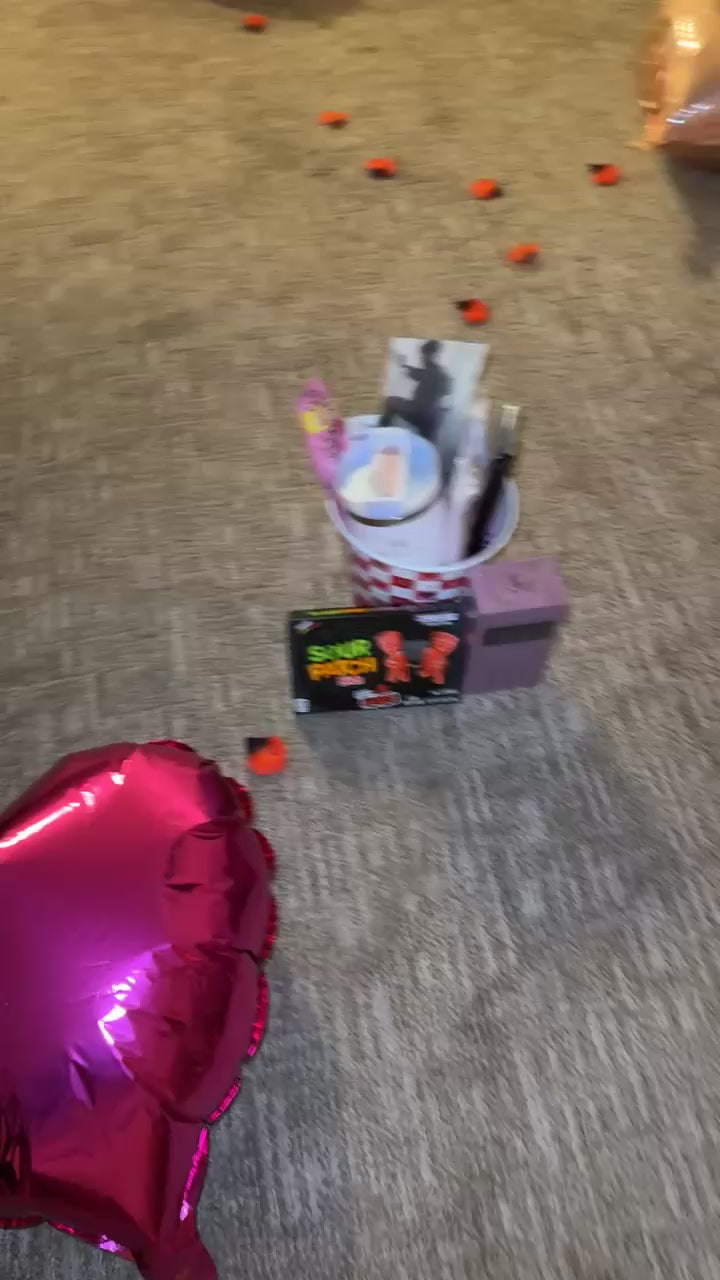 Custom Personalized Gift Basket